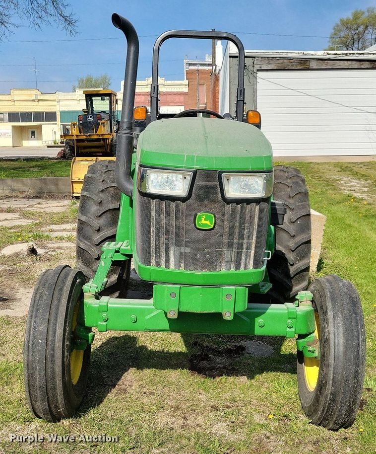 image for item JO9066 2016 John Deere 5045E  tractor