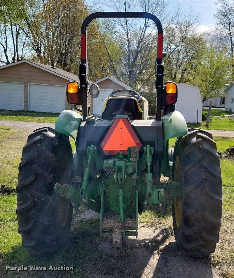 image for item JO9066 2016 John Deere 5045E  tractor