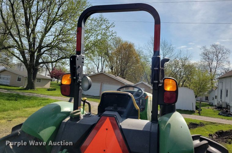 image for item JO9066 2016 John Deere 5045E  tractor