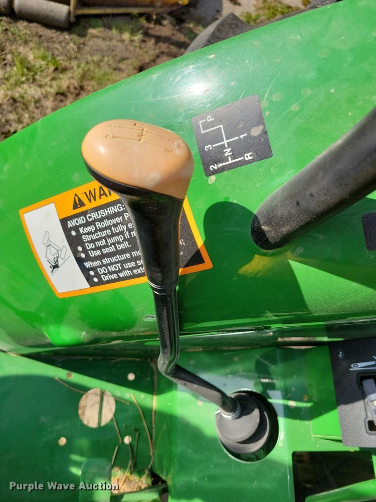 image for item JO9066 2016 John Deere 5045E  tractor