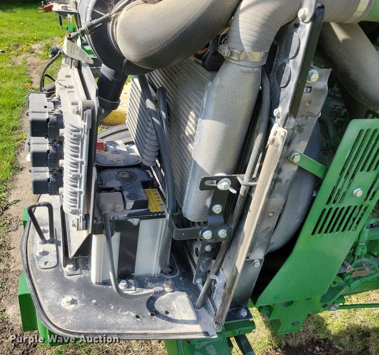 image for item JO9066 2016 John Deere 5045E  tractor