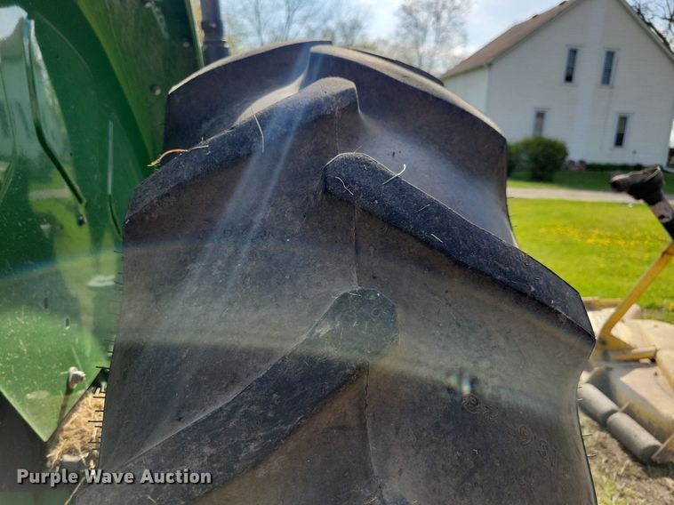 image for item JO9066 2016 John Deere 5045E  tractor