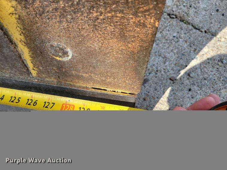 image for item JO9067 LEE G-550  motor grader