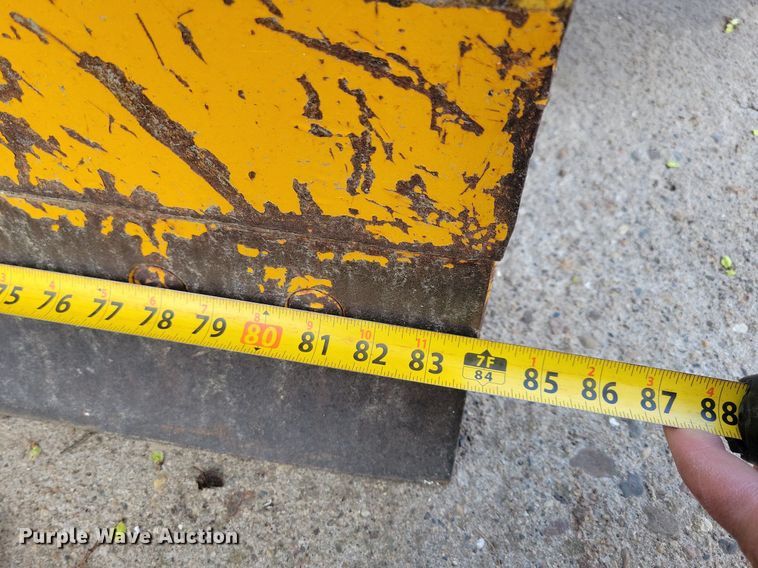 image for item JO9067 LEE G-550  motor grader