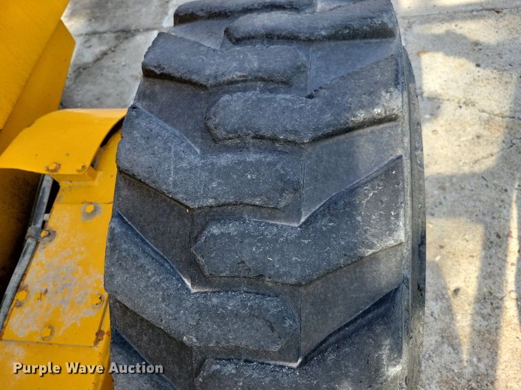 image for item JO9067 LEE G-550  motor grader