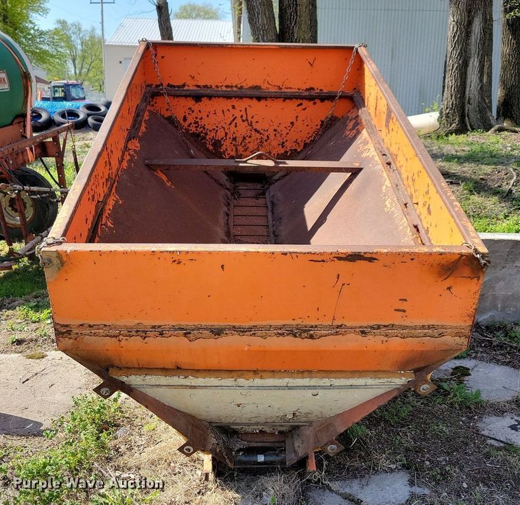 image for item JO9068 Henderson Chief  spreader