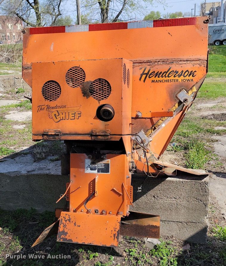 image for item JO9068 Henderson Chief  spreader