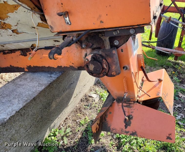 image for item JO9068 Henderson Chief  spreader