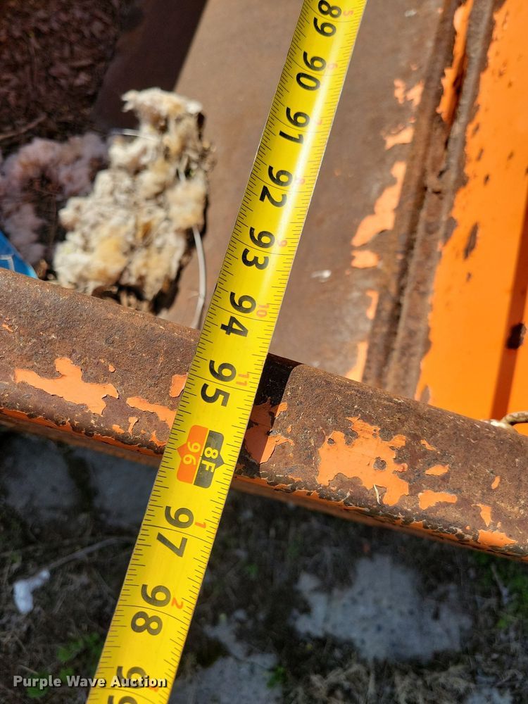 image for item JO9068 Henderson Chief  spreader