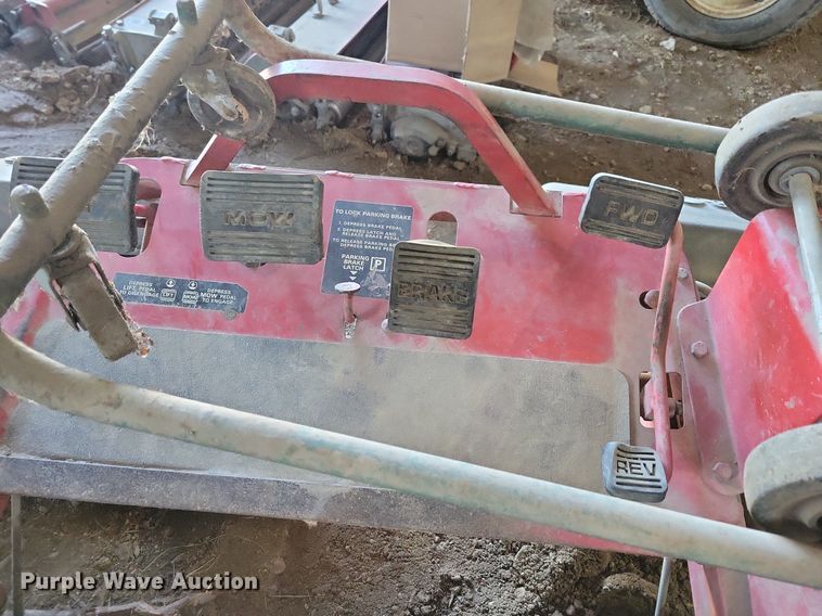 image for item JO9083 Toro Greensmaster 3000  greens mower