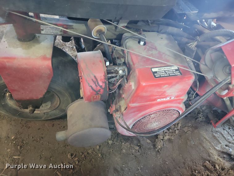 image for item JO9083 Toro Greensmaster 3000  greens mower