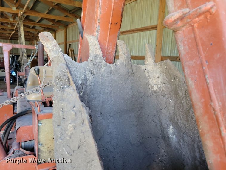 image for item JO9085 Ditch Witch R65  trencher