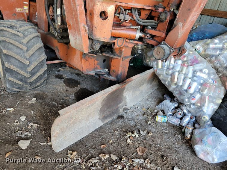 image for item JO9085 Ditch Witch R65  trencher