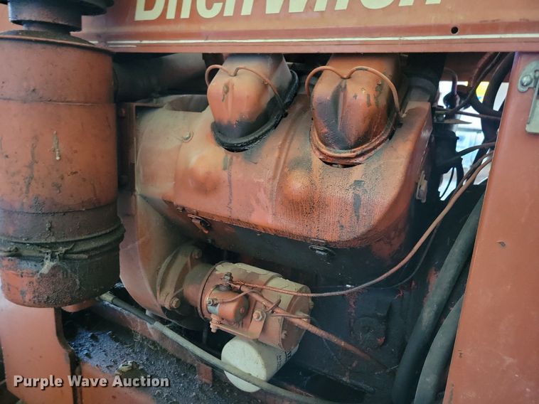 image for item JO9085 Ditch Witch R65  trencher