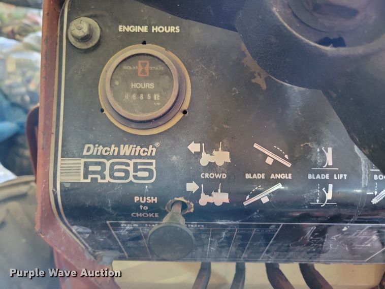 image for item JO9085 Ditch Witch R65  trencher