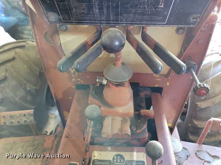 image for item JO9085 Ditch Witch R65  trencher