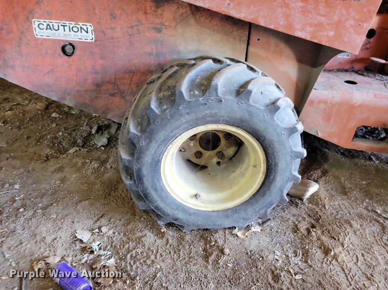 image for item JO9085 Ditch Witch R65  trencher