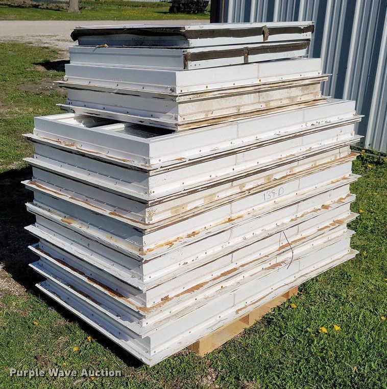 image for item JO9086 (12) sliding windows