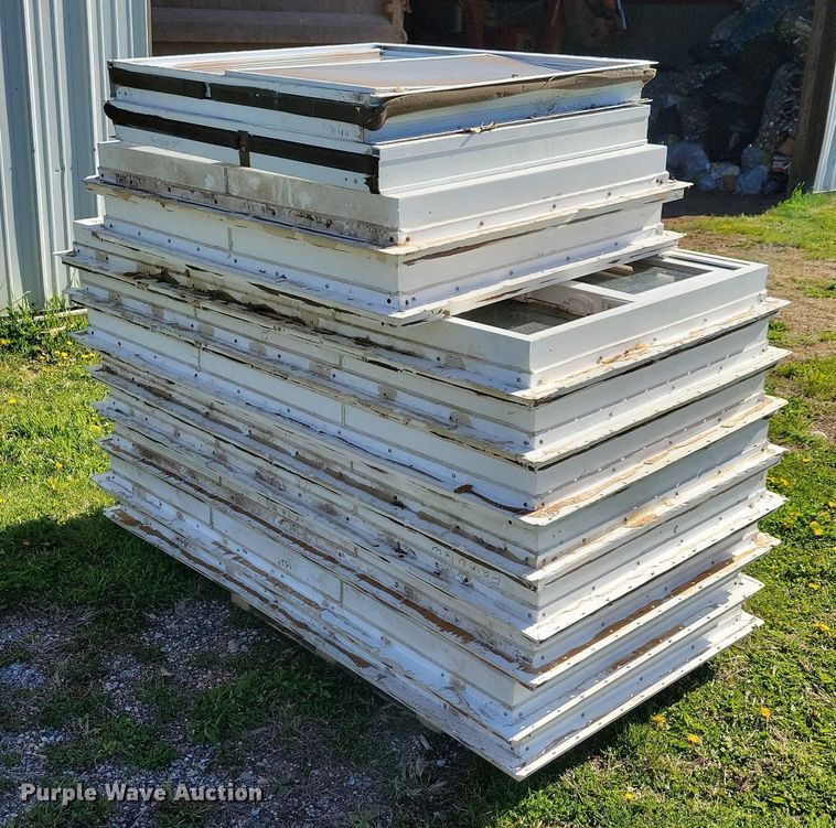 image for item JO9086 (12) sliding windows