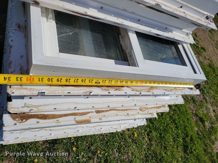 image for item JO9086 (12) sliding windows