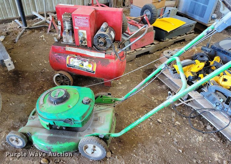 image for item JO9092 Tools