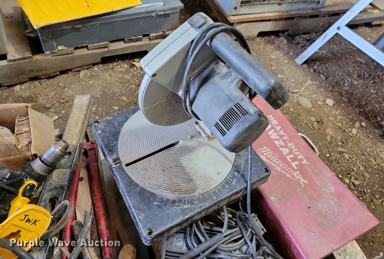 image for item JO9094 Tools