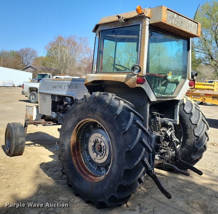 image for item JO9108 White Field Boss 2-85  tractor