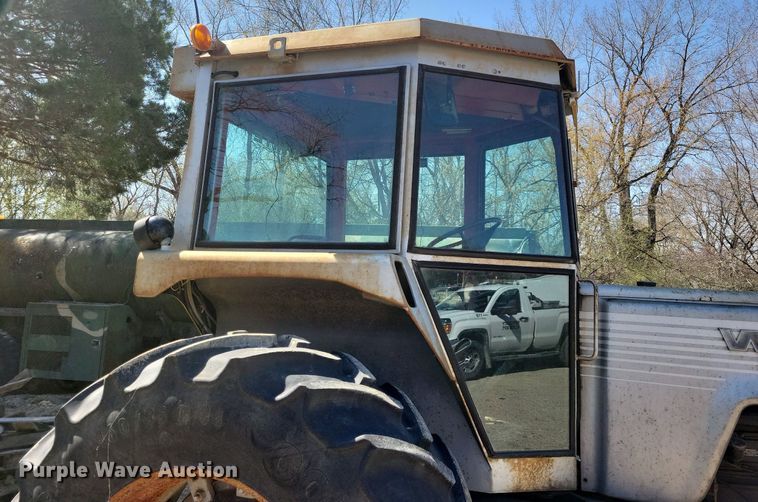 image for item JO9108 White Field Boss 2-85  tractor