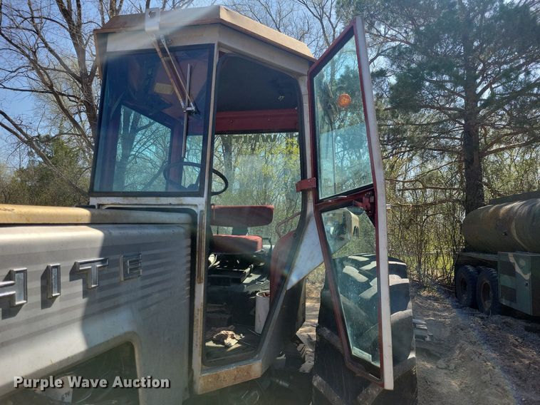 image for item JO9108 White Field Boss 2-85  tractor