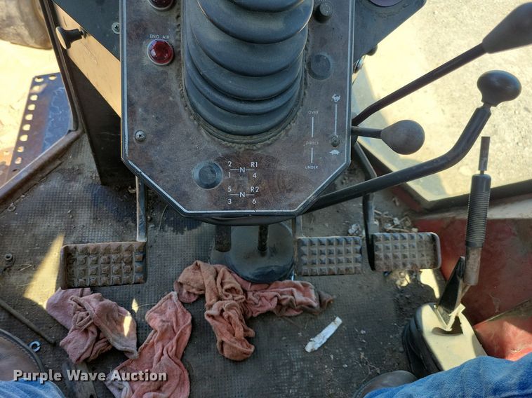 image for item JO9108 White Field Boss 2-85  tractor