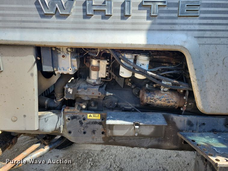 image for item JO9108 White Field Boss 2-85  tractor