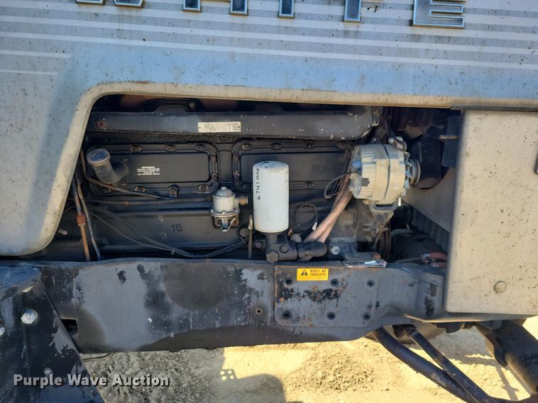 image for item JO9108 White Field Boss 2-85  tractor