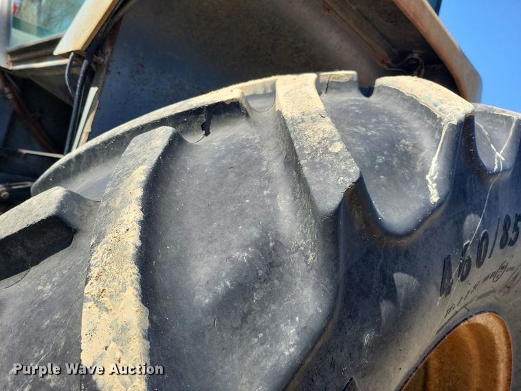 image for item JO9108 White Field Boss 2-85  tractor