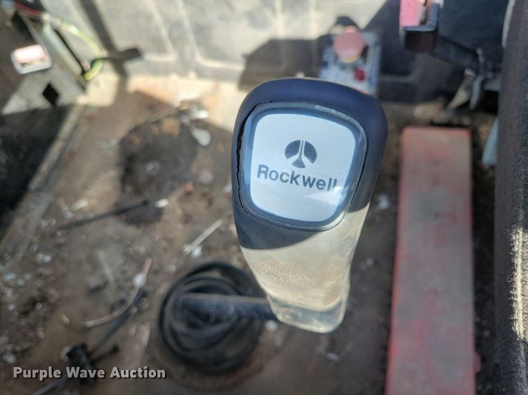 image for item JO9110 1992 White GMC WCA  semi truck