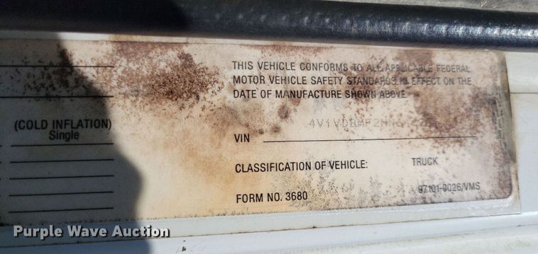 image for item JO9110 1992 White GMC WCA  semi truck