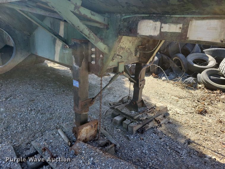 image for item JO9112 1968 Fruehauf  tank trailer