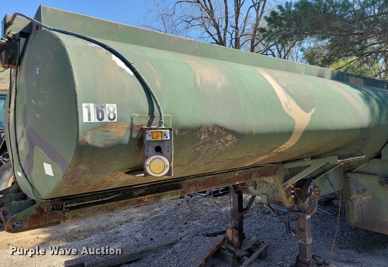 image for item JO9112 1968 Fruehauf  tank trailer