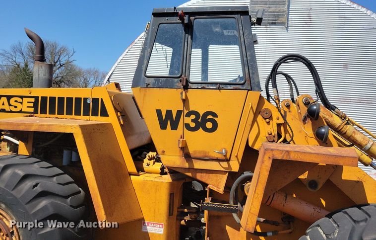 image for item JO9113 Case W36  wheel loader