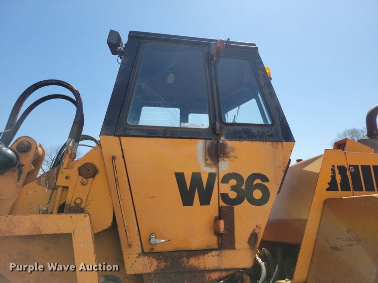 image for item JO9113 Case W36  wheel loader