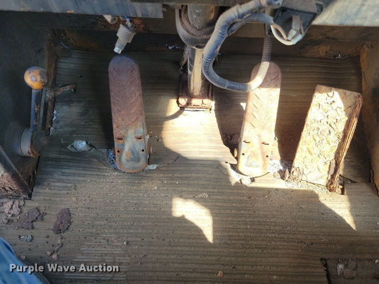 image for item JO9113 Case W36  wheel loader