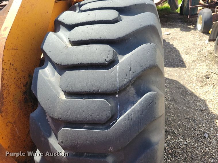 image for item JO9113 Case W36  wheel loader