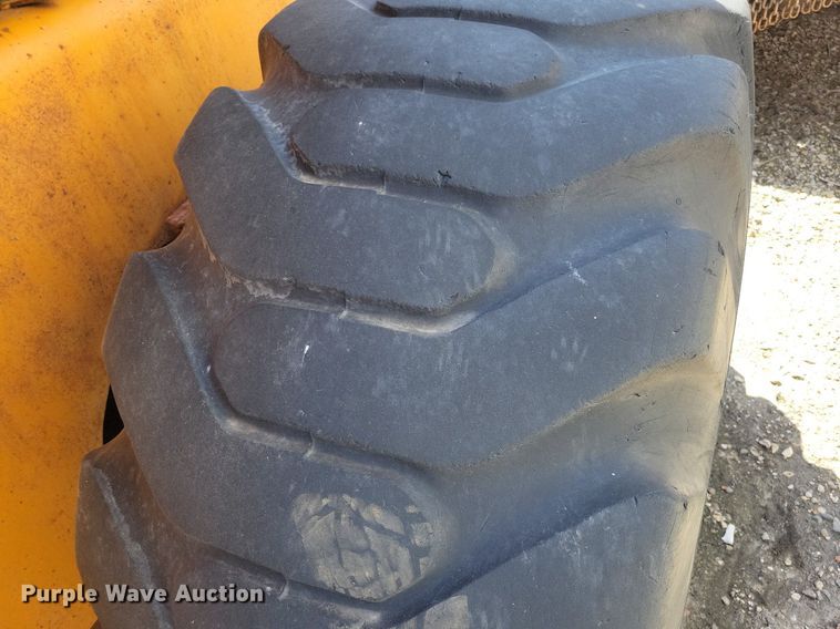 image for item JO9113 Case W36  wheel loader