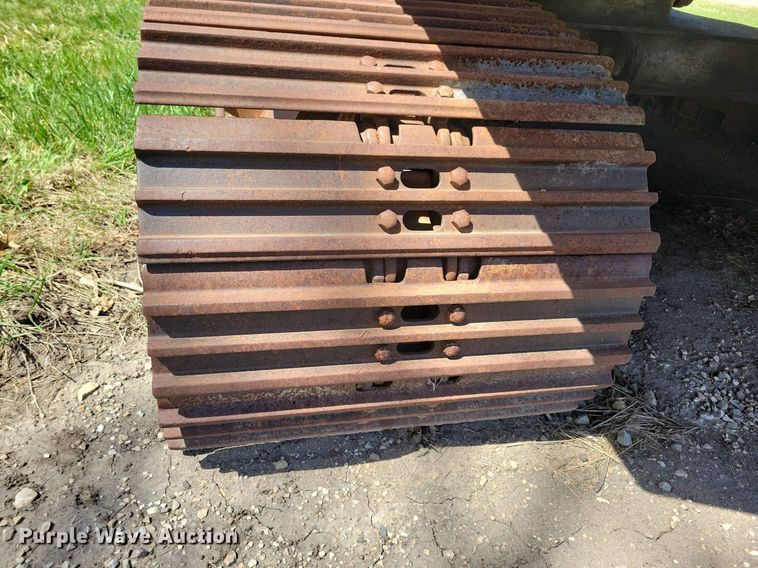 image for item JO9114 1990 John Deere 690D-LC  excavator