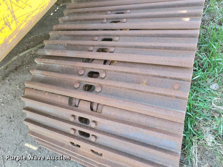 image for item JO9114 1990 John Deere 690D-LC  excavator