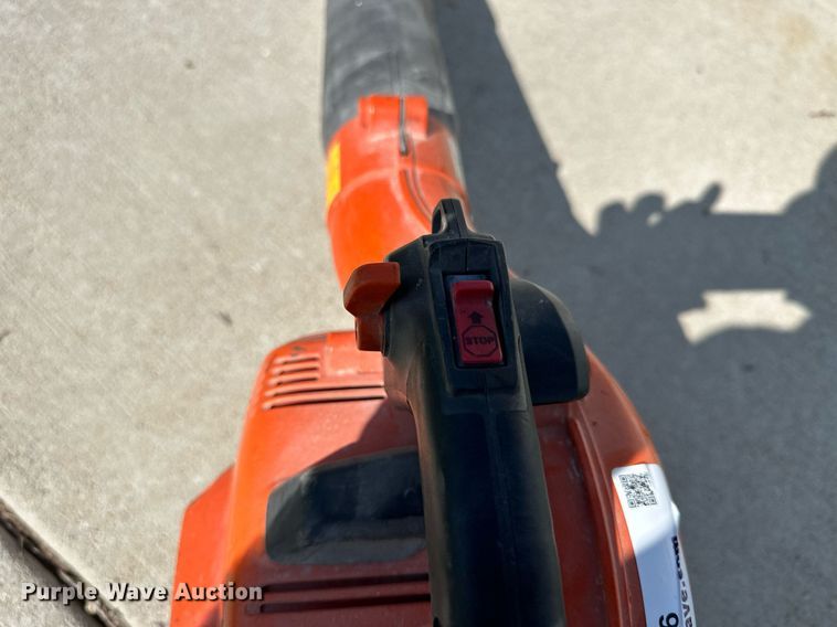 2017 Husqvarna 525BX leaf blower in Riley, KS Item KL9096 sold