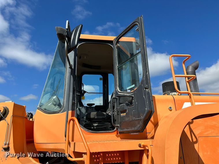 image for item KL9099 2008 Doosan DL400  wheel loader