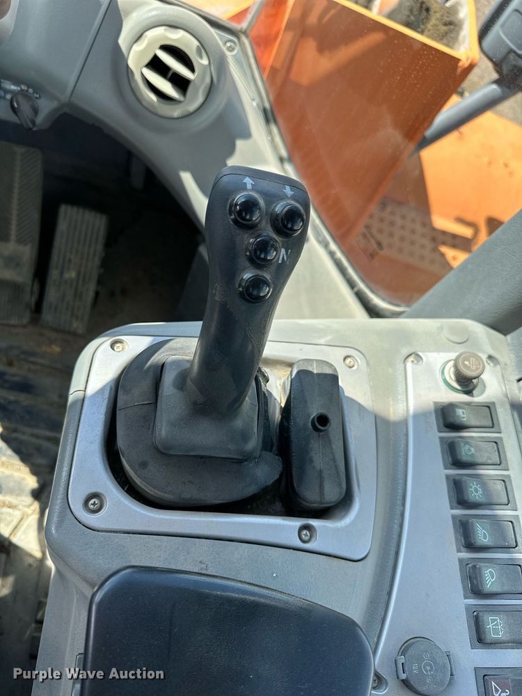 image for item KL9099 2008 Doosan DL400  wheel loader