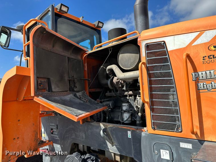 image for item KL9099 2008 Doosan DL400  wheel loader