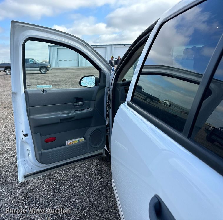 image for item KL9106 2004 Dodge Durango  SUV