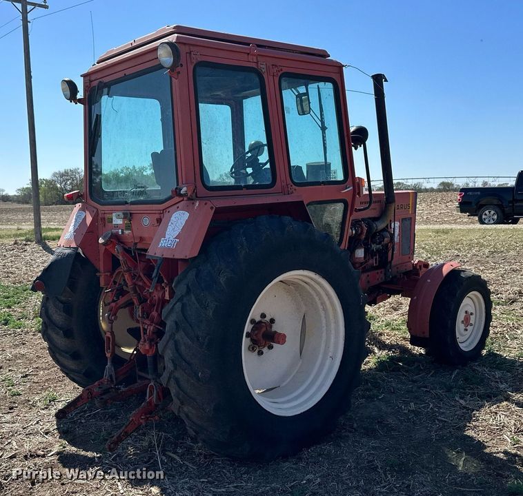 image for item KL9132 Belarus 925  tractor
